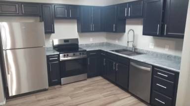 Main picture of 1622 S 31st Ave