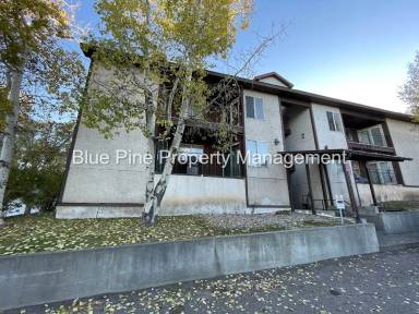 Main picture of 1425 Vega Cir