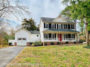 Main picture of 708 Perry Dr