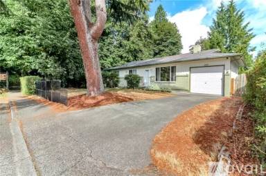 Main picture of 1101 27th St SE