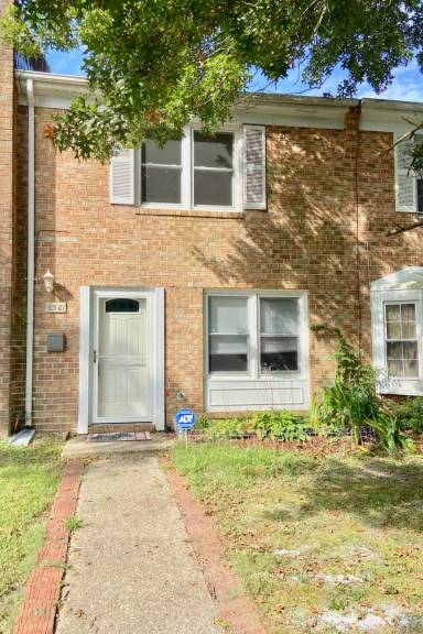 Main picture of 6581 Stoney Point Pl S