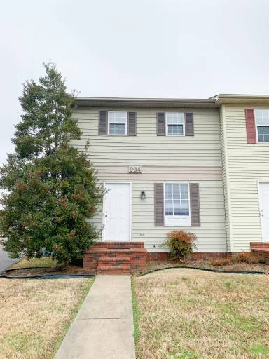 Main picture of 904 Southwood Dr