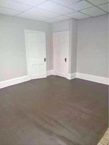 Main picture of 616 Napoleon St
