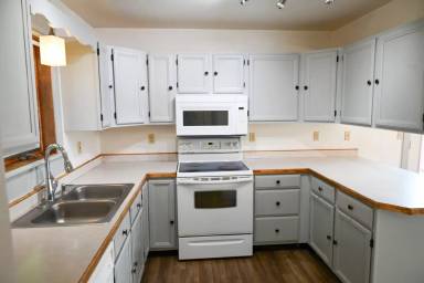 Main picture of 916 Montana St