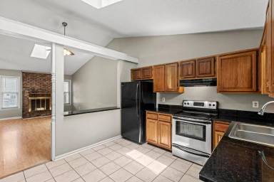 Main picture of 132 Pine Crest Dr