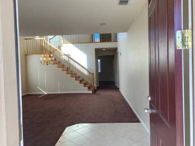 Main picture of 2096 Catalpa Way