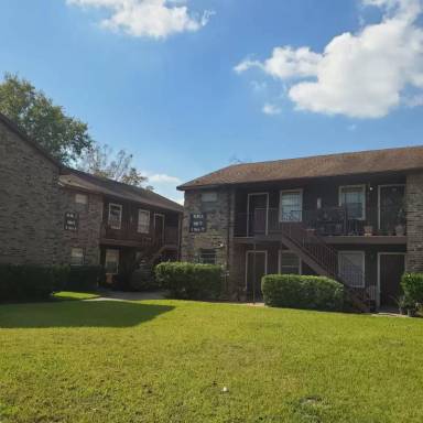 Main picture of 14448 Bonham St