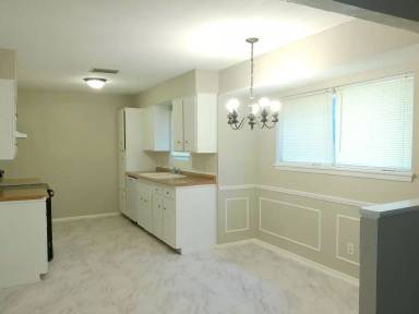 Main picture of 4622 Newbury Ln