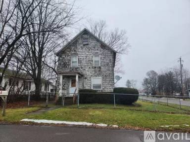 Main picture of 829 Sycamore St