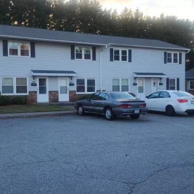 Main picture of 548 S Cherry St