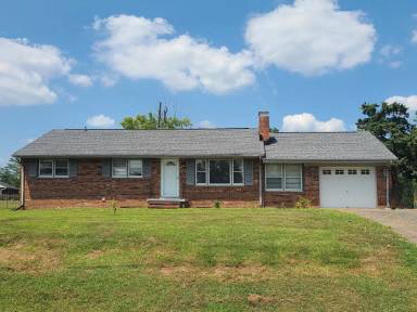 Main picture of 204 Mount Pleasant Blvd
