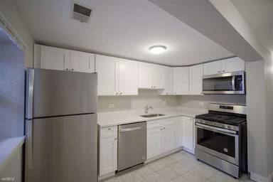 Main picture of 2135 W Crystal St