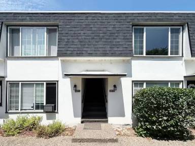 Main picture of French Quarter Apartments