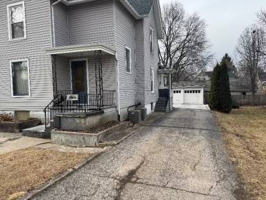 Main picture of 534 1/2 E Lincoln Ave
