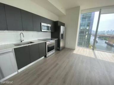 Main picture of 13 Tamiami Blvd