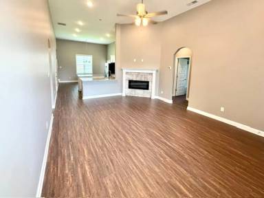 Main picture of 60 Birkdale Dr