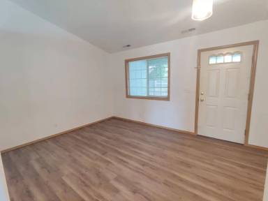 Main picture of 1502 W 24th Loop