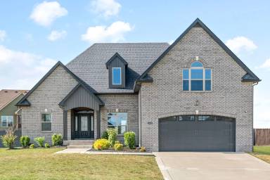 Main picture of 1332 Apple Blossom Rd