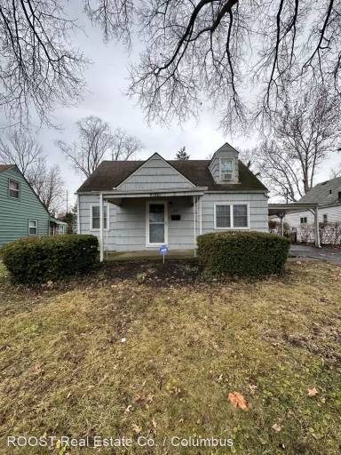 Main picture of 211 S Ashburton Rd