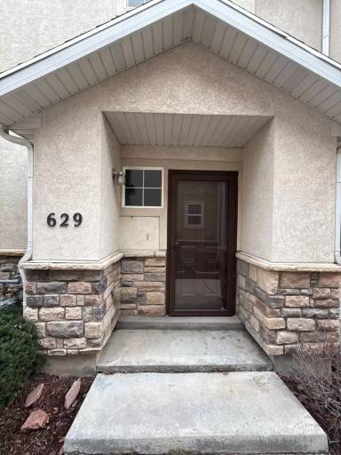 Main picture of 629 Canterbury Ln