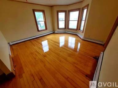 Main picture of 333 Providence St