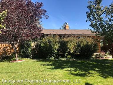 Main picture of 1861 E Creek Rd