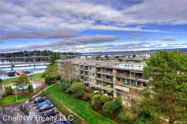 Main picture of 2501 Canterbury Ln E