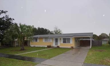 Main picture of 3743 SW 147th St