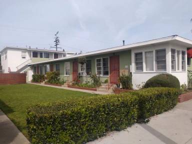Main picture of 2751 Pacific Ave