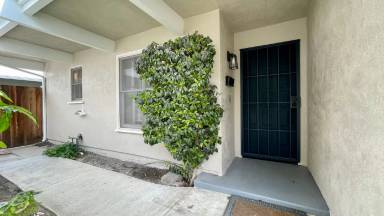 Main picture of 1191 Atascadero St