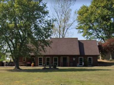 Main picture of 115 Thad Redman Rd