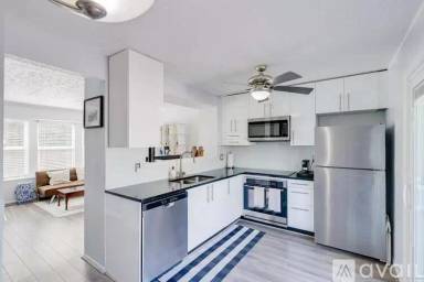 Main picture of 1064 Worthington Woods Blvd