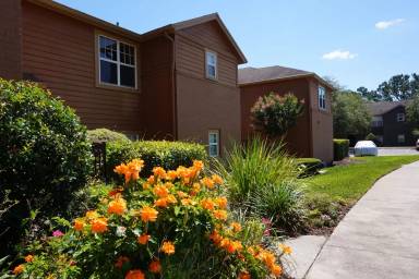 Main picture of 421 Summit Ridge Pl