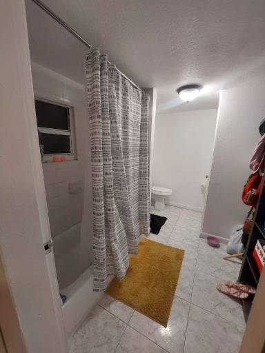 Main picture of 145 NW 42nd St