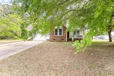 Main picture of 103 Balsam Rd