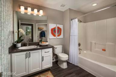 Main picture of Lantower West Love Apartments