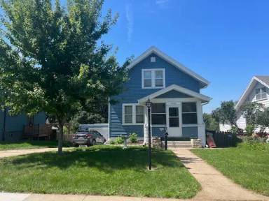 Main picture of 2606 S 33rd St