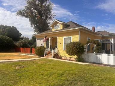 Main picture of 318 F St