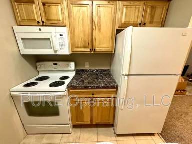 Main picture of 303 Ebaugh St