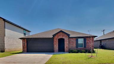 Main picture of 2904 Casey Dr