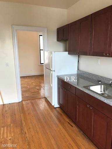 Main picture of 1779 81st St