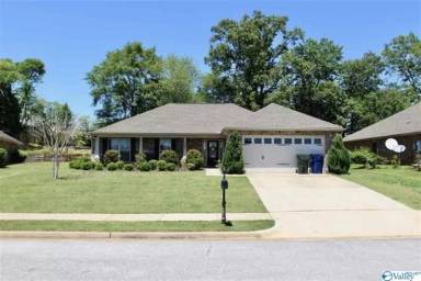Main picture of 127 Autumn Haven Ln