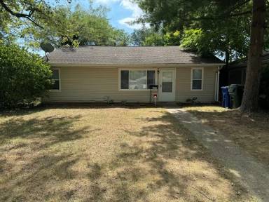 Main picture of 2975 Brownlee Ave