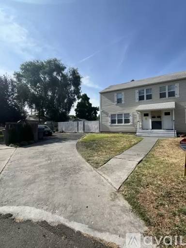 Main picture of 1408 Black Ct