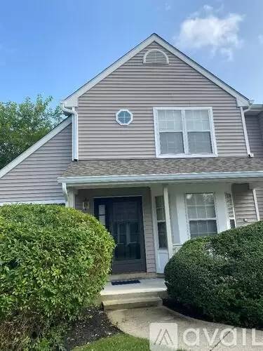 Main picture of 10 Hopkinson Ct