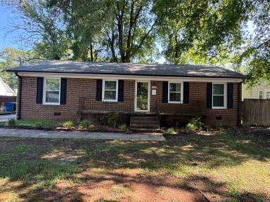 Main picture of 2720 Ellen St