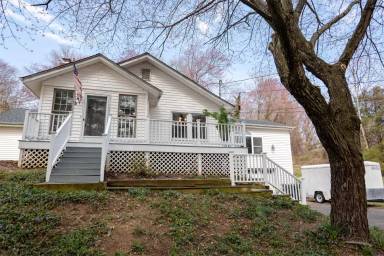 Main picture of 6420 Telegraph Rd