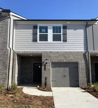 Main picture of 1015 McKee Ct