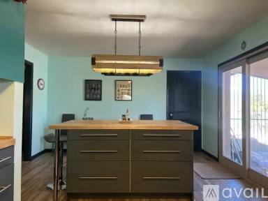 Main picture of 1509 Galisteo St