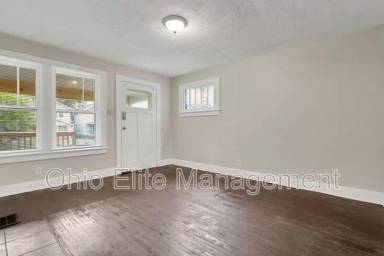 Main picture of 657 S Burgess Ave